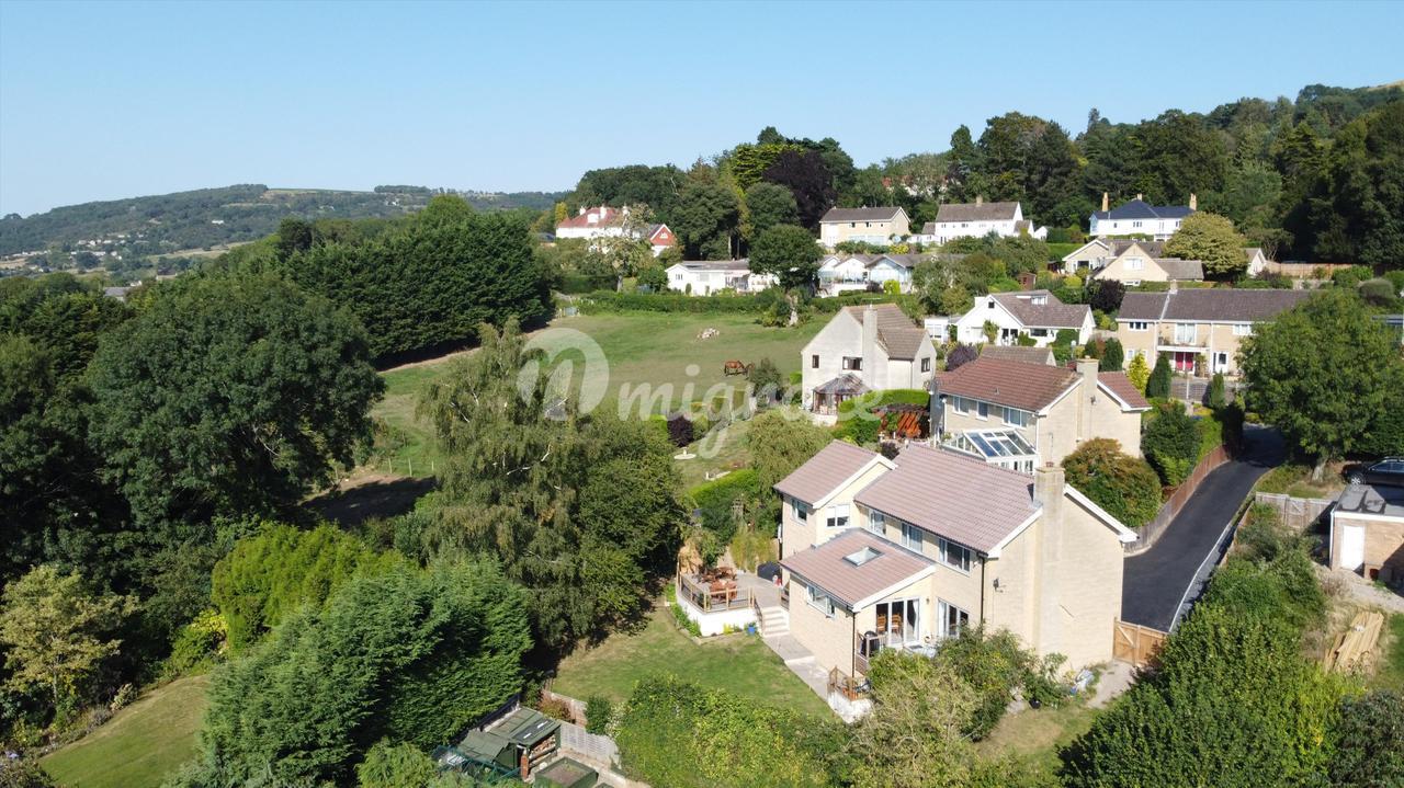 Вилла в Haymes Drive, Cleeve Hill, Cheltenham, Gloucestershire, GL52