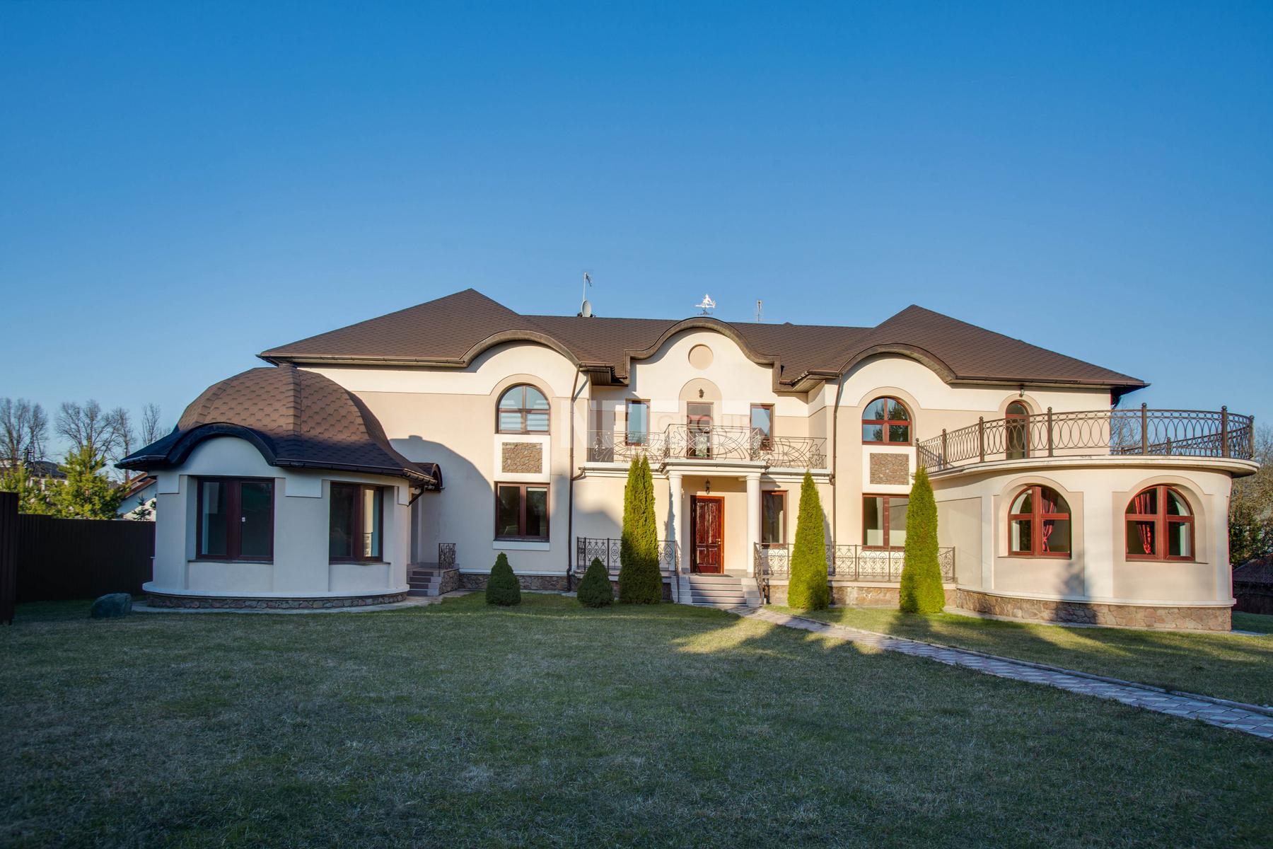 «Подушкино» (Podushkino)