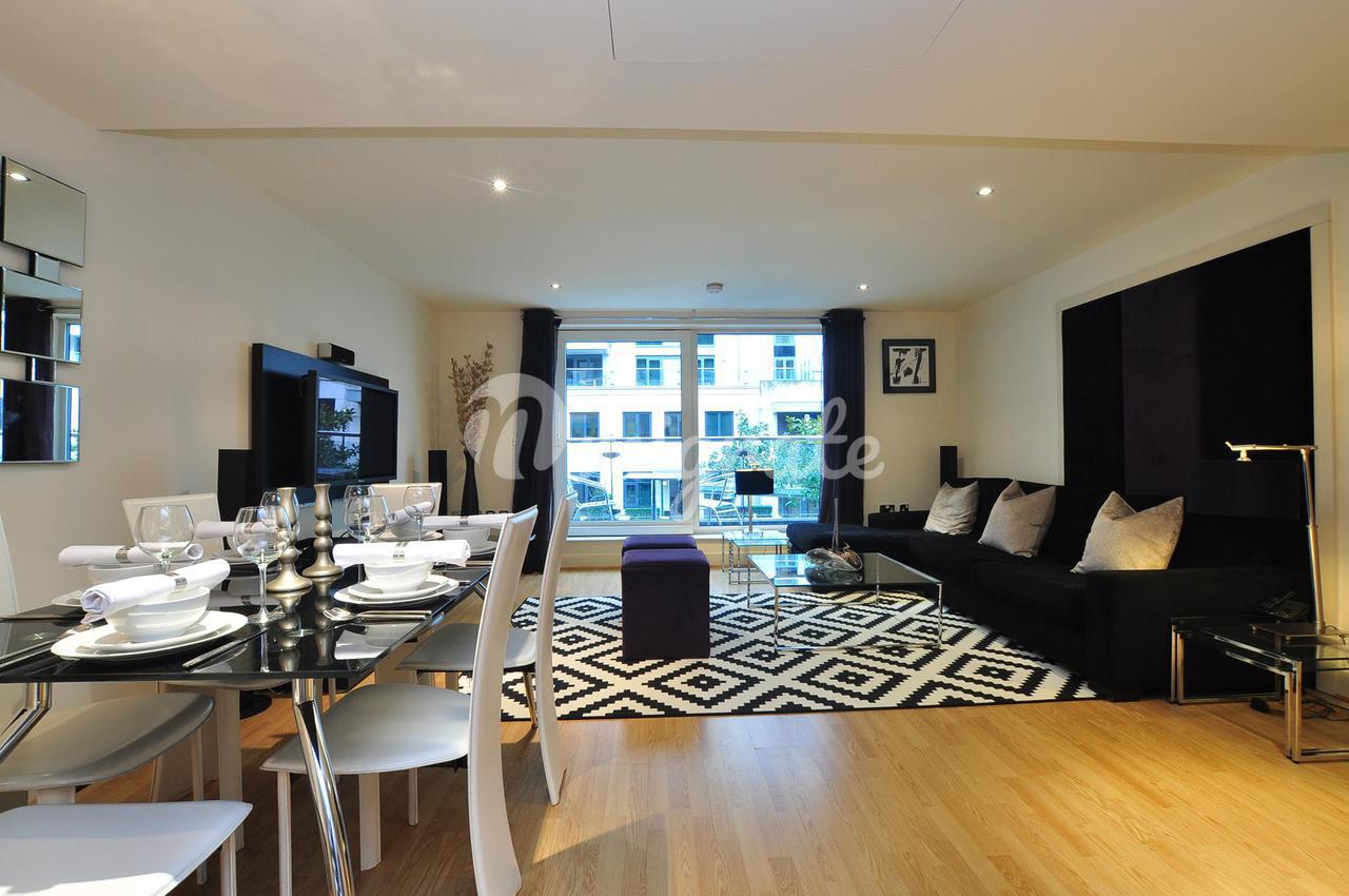 Квартира в Marina Point, Lensbury Avenue, London, SW6.