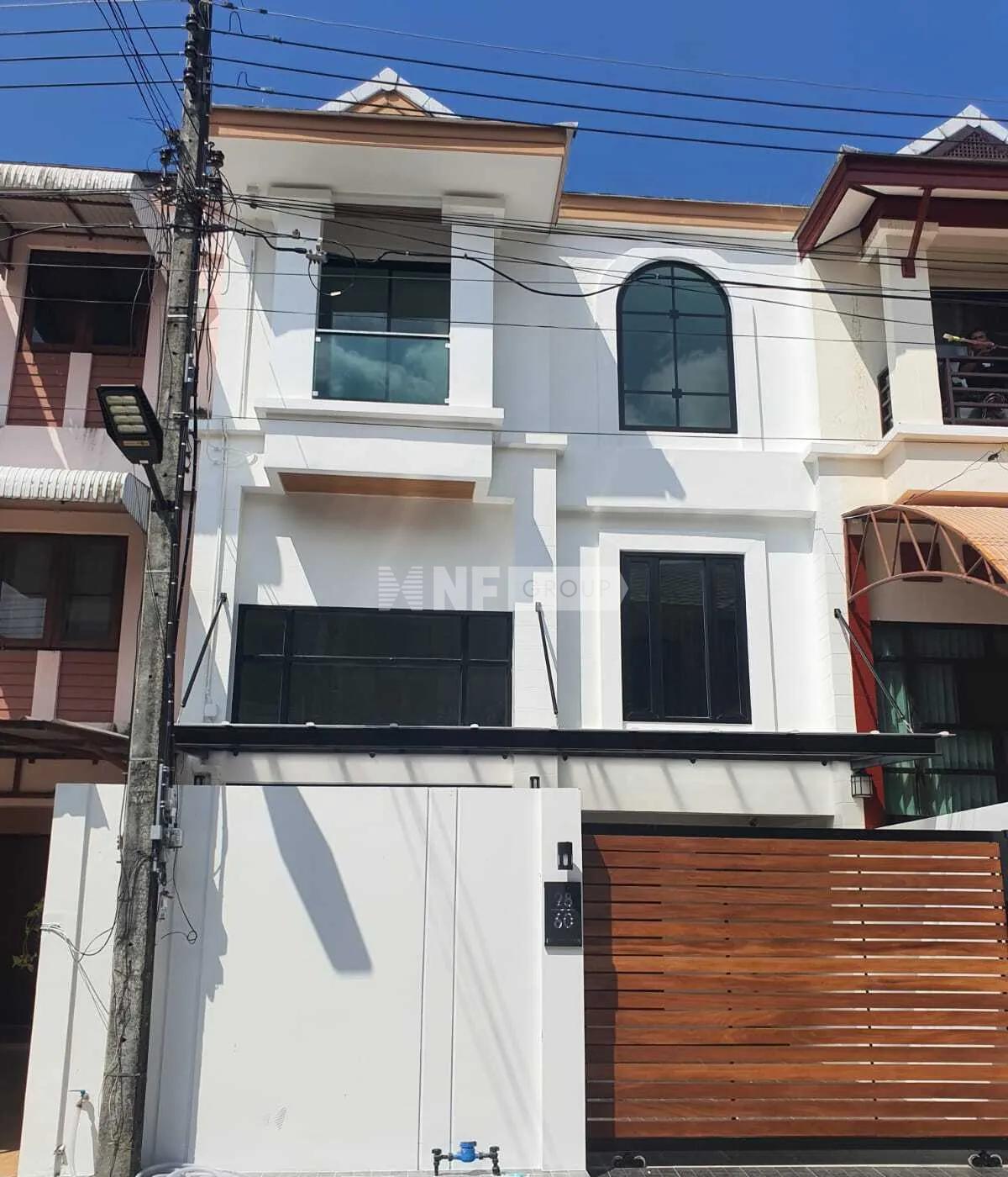 Banyan Villa