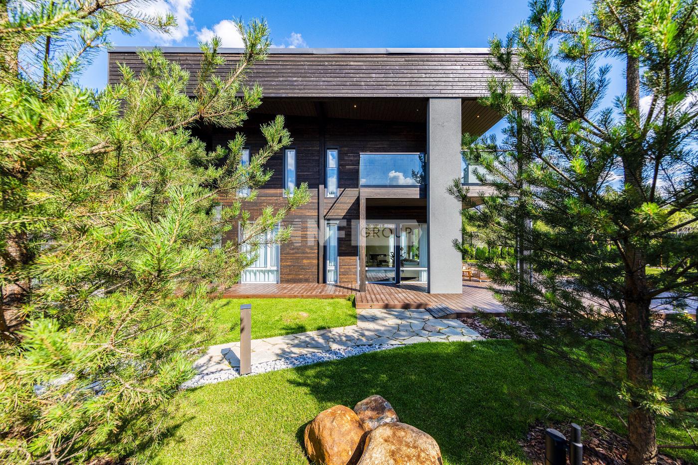 «Горки Лэйк» (Горки Лэйк)