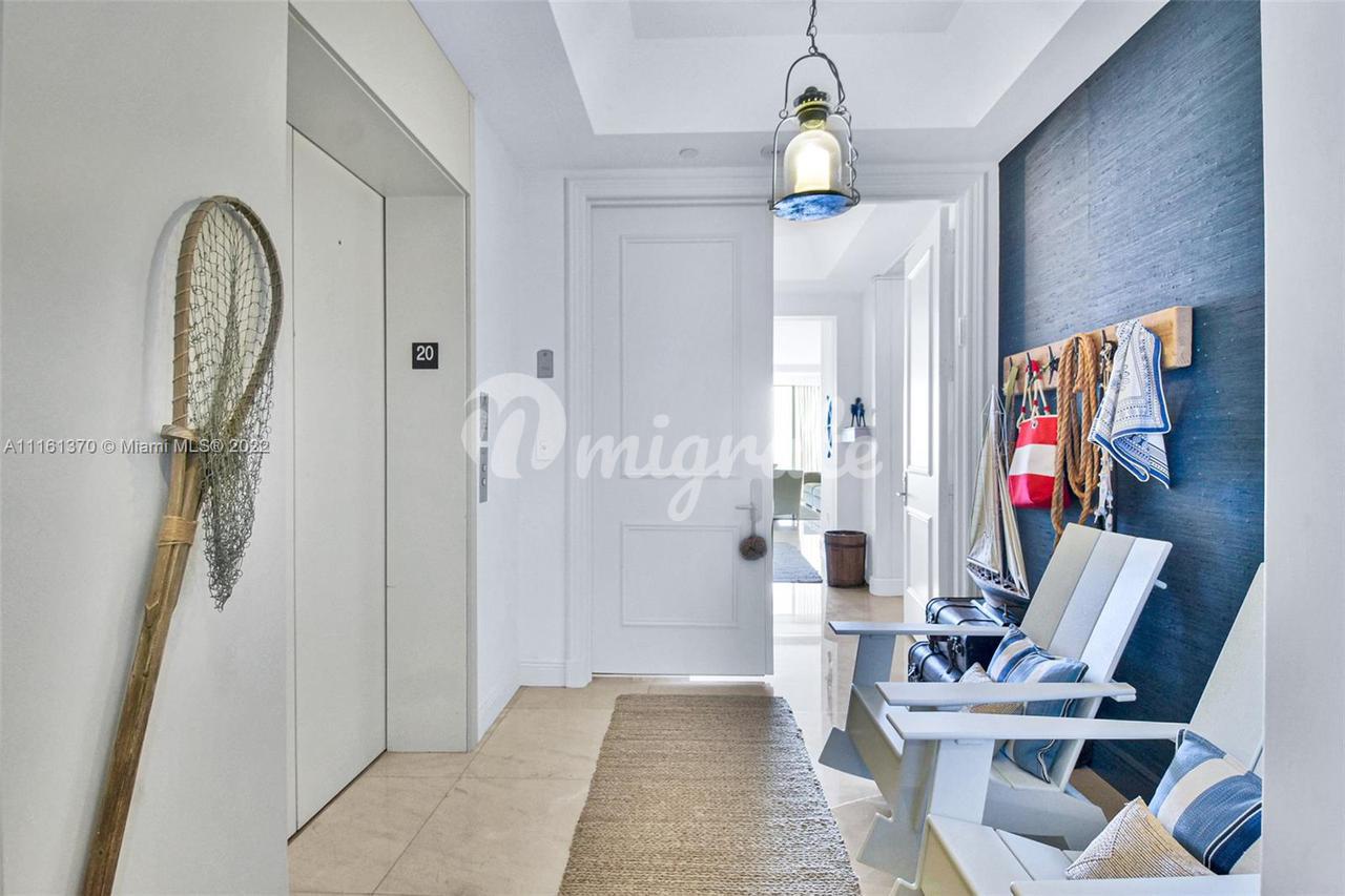 Кондоминиум в 16051  Collins Ave , 2002 - Sunny Isles Beach, Florida