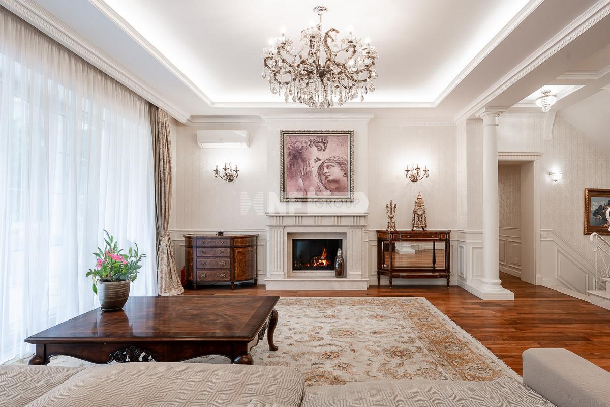 «Резиденции Бенилюкс» (Residentsii Benilyuks)