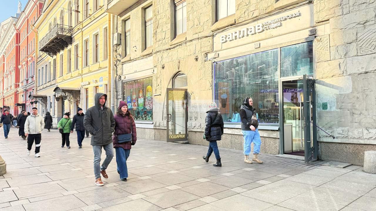 Невский просп., д. 72