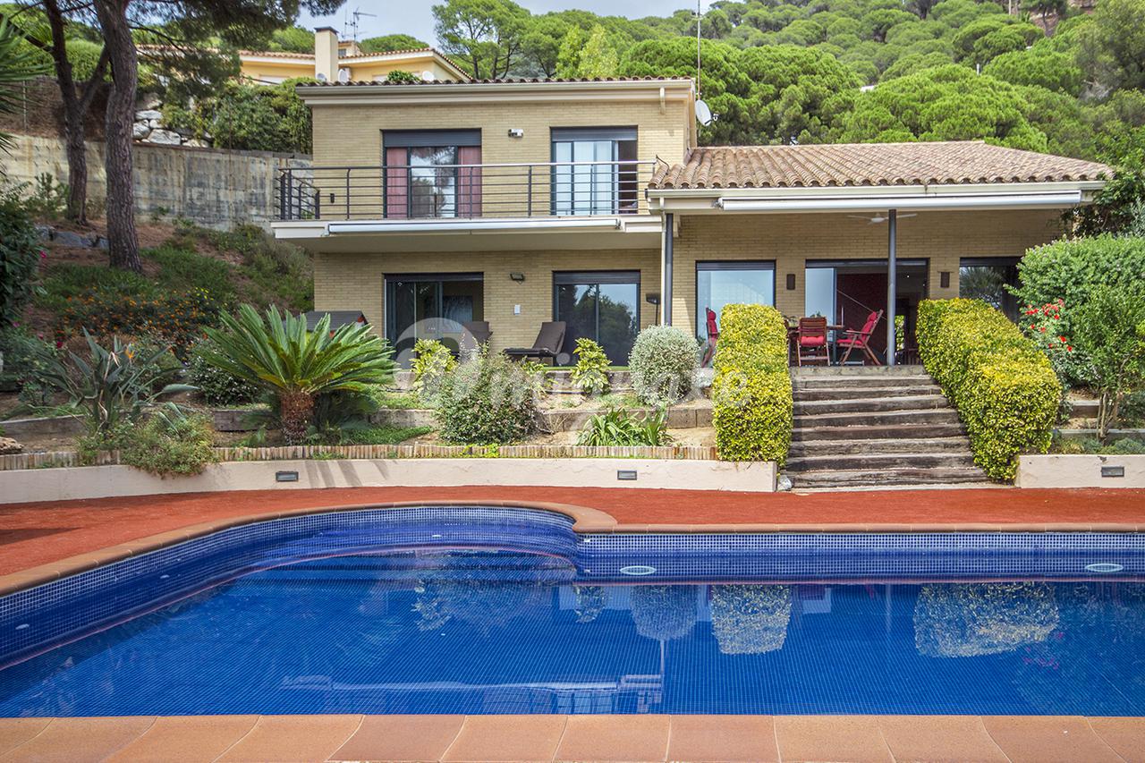 Вилла 515 кв. м близ Барселоны (BestMaresme)