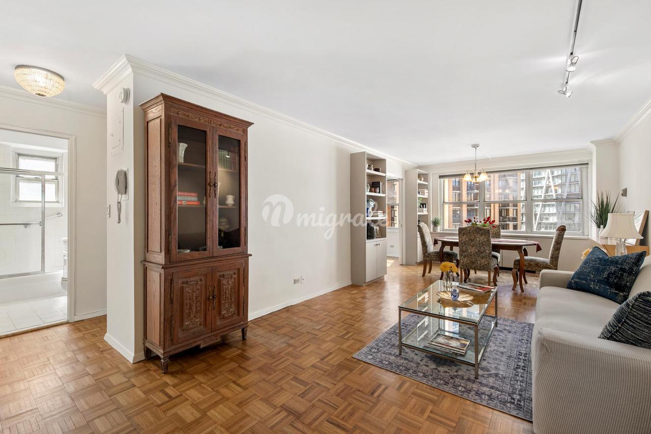 Кондоминиум в 155 W 68TH ST, 731 - Lincoln Square, New York