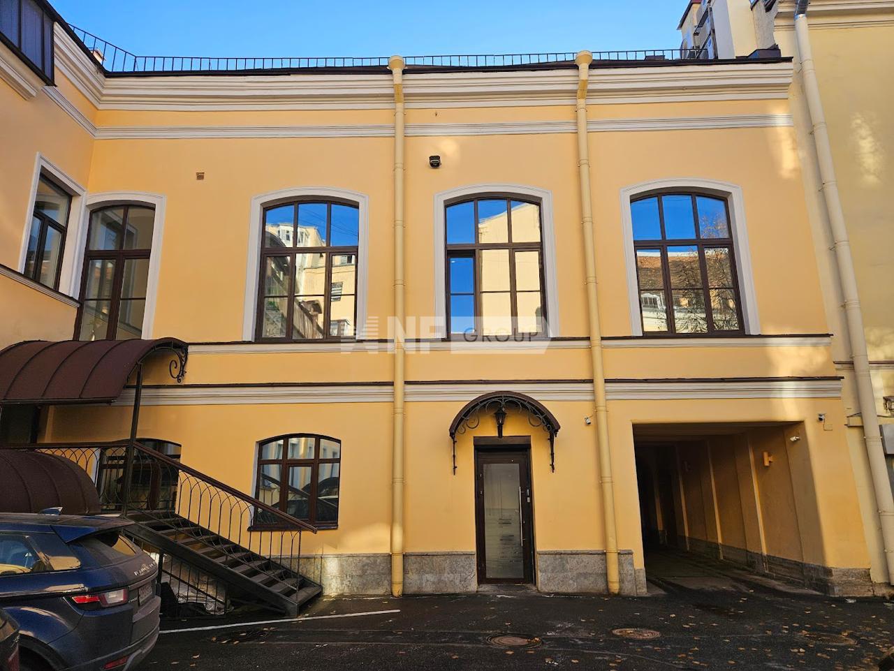 Особняк на Кузнечном (4 Kuznechniy lane)