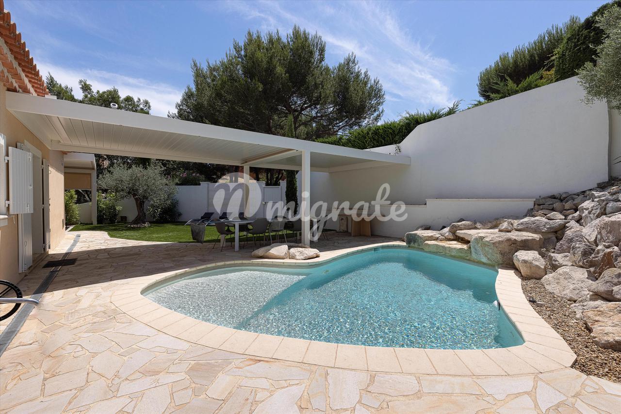 Вилла в 13520 Paradou, Bouches-du-Rhone, Provence Alpes Cote d