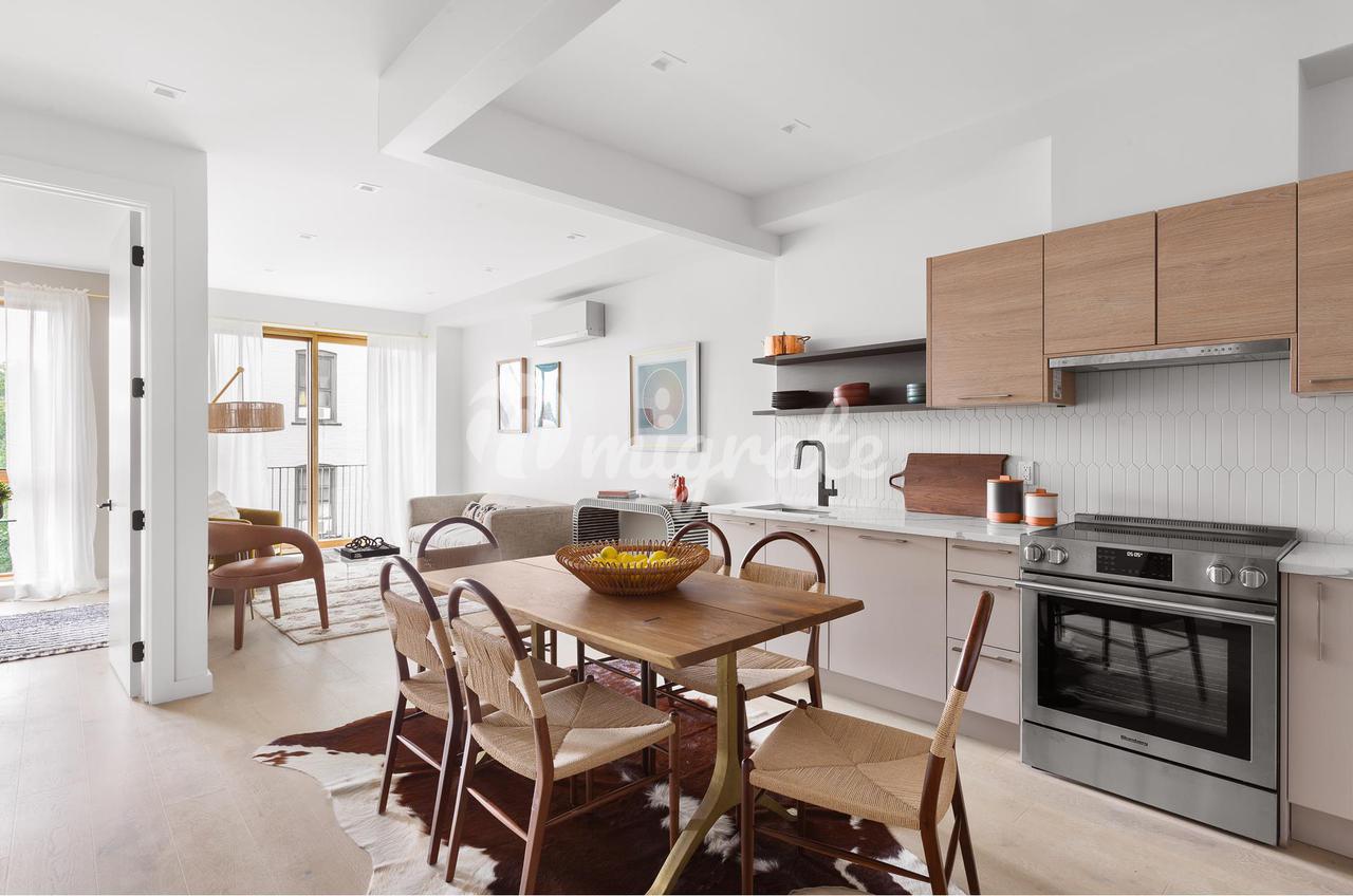 Кондоминиум в 952 BUSHWICK AVE, 4B - Bushwick, New York