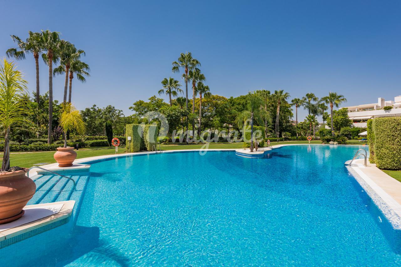 Апартамент в Los Granados Golf, Marbella, Malaga
