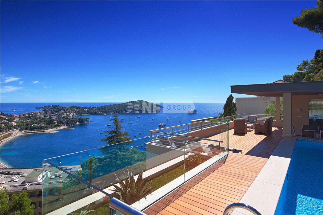 Вилла с панорамным видом на море