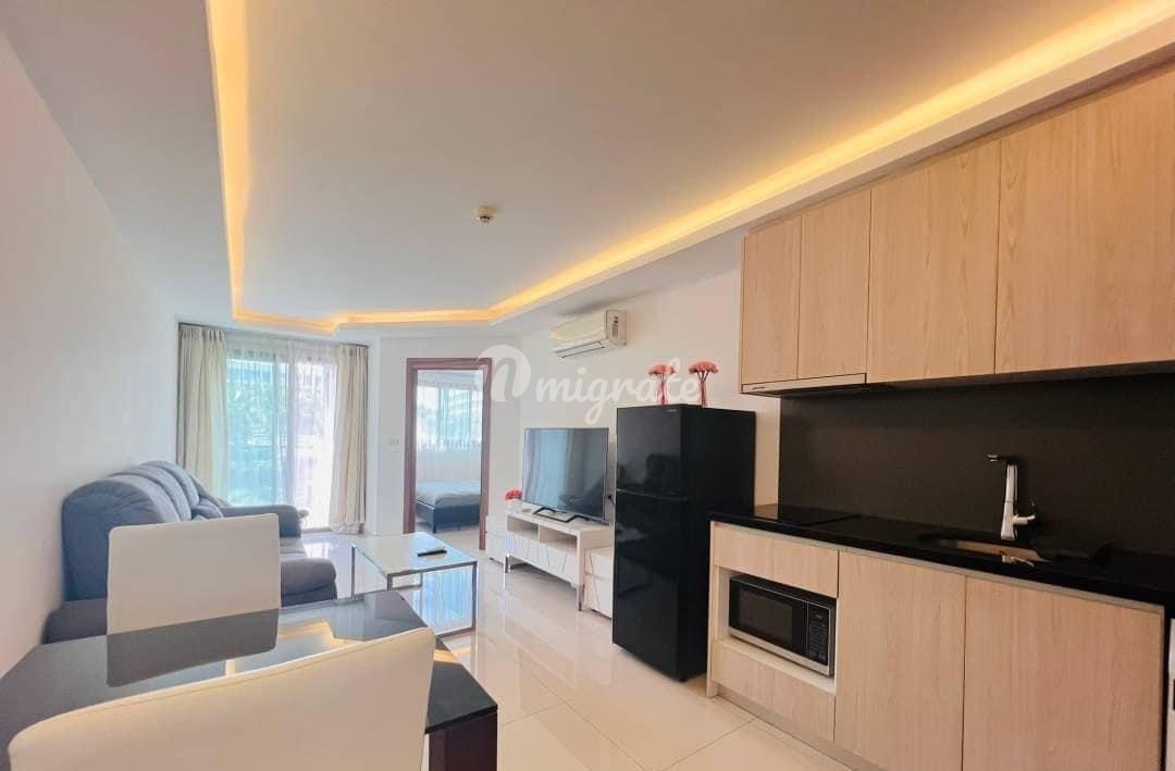 1 спален Кондо на продажу в Laguna Beach Resort 3 - The Maldives (Laguna Beach Resort 3 - The Maldives)