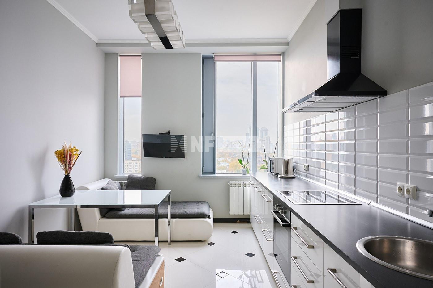 «Дом на Мосфильмовской» (Дом на Мосфильмовской)