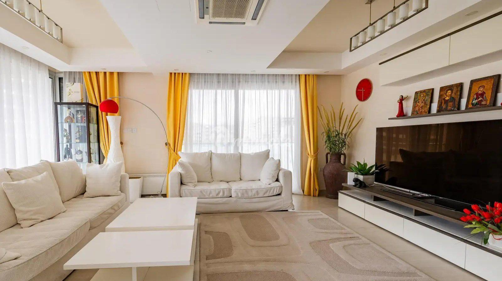 2-этажный пентхаус с 3 спальнями в Неаполисе, Лимассол
 (3 Bedroom 2-Storey Penthouse  in Neapolis, Limassol)