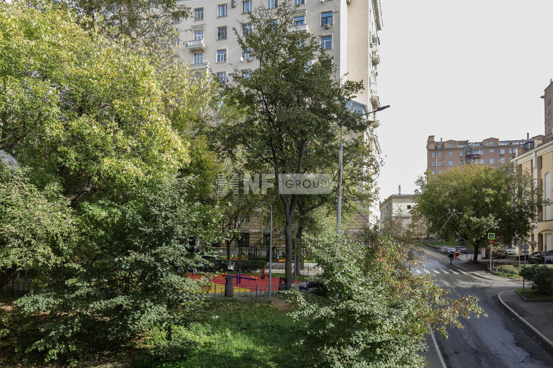 «Клубный дом на Котельнической набережной» (Klubnyjj dom na Kotelnicheskojj naberezhnojj)