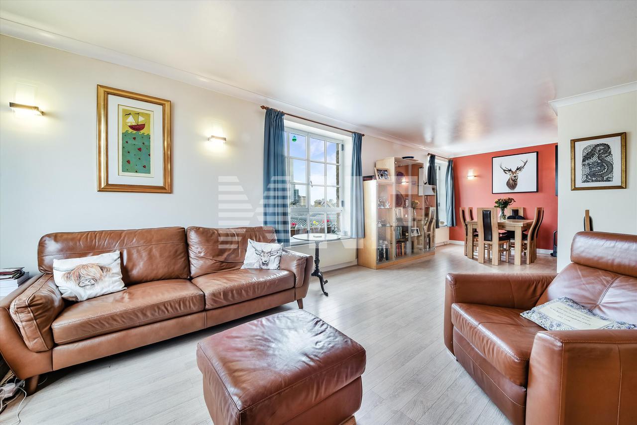 Продажа Квартира в Narrow Street, London, E14 в Лондоне в