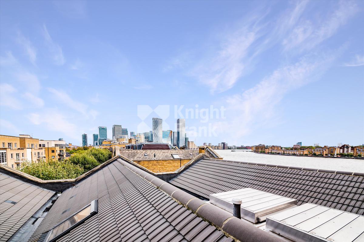 Продажа Квартира в Narrow Street, London, E14 в Лондоне в