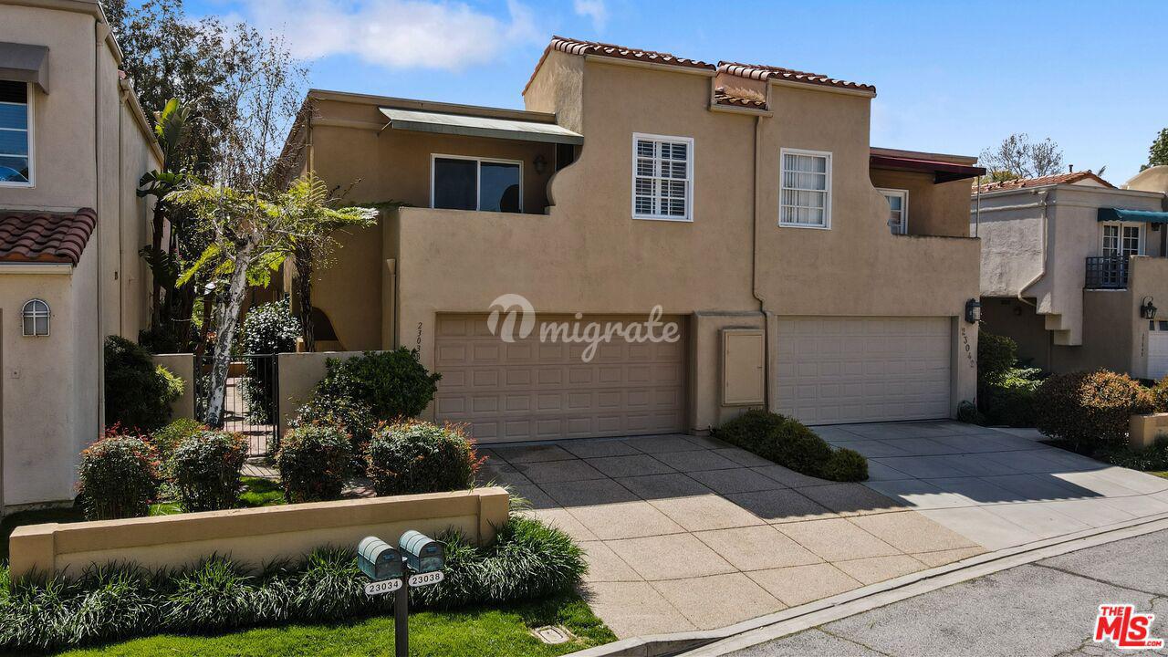 Вилла в 23038 Park Privado - Calabasas, California
