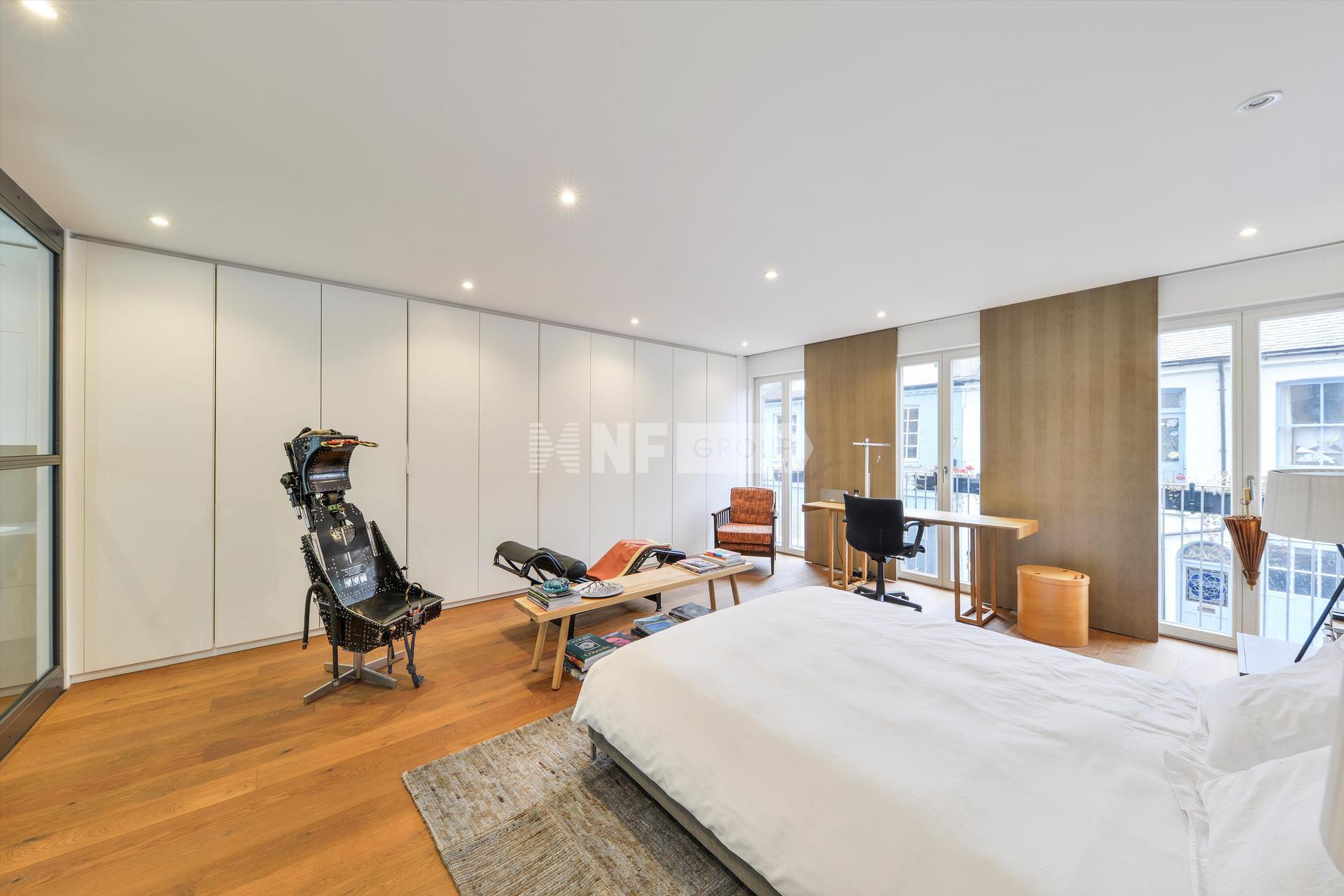 Вилла в Russell Gardens Mews, Holland Park, London, W14