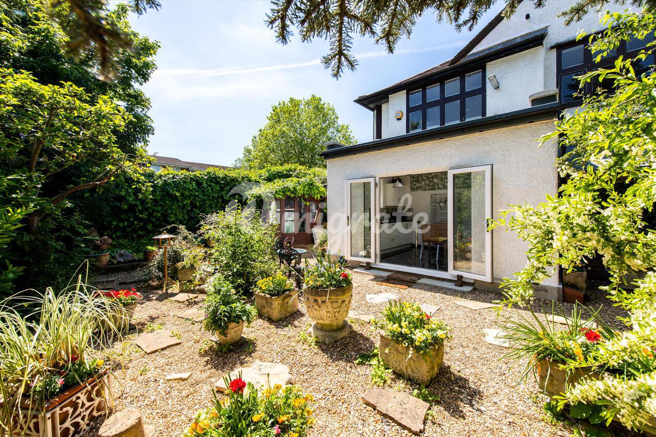 Вилла в Great North Road, London, N6