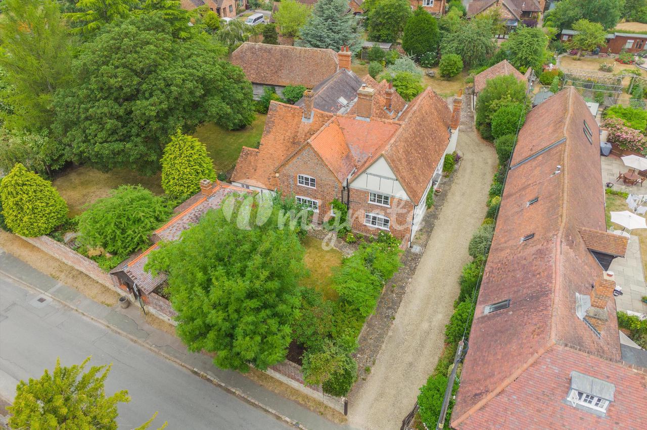 Вилла в Orchard Lane, East Hendred, Wantage, Oxfordshire, OX12