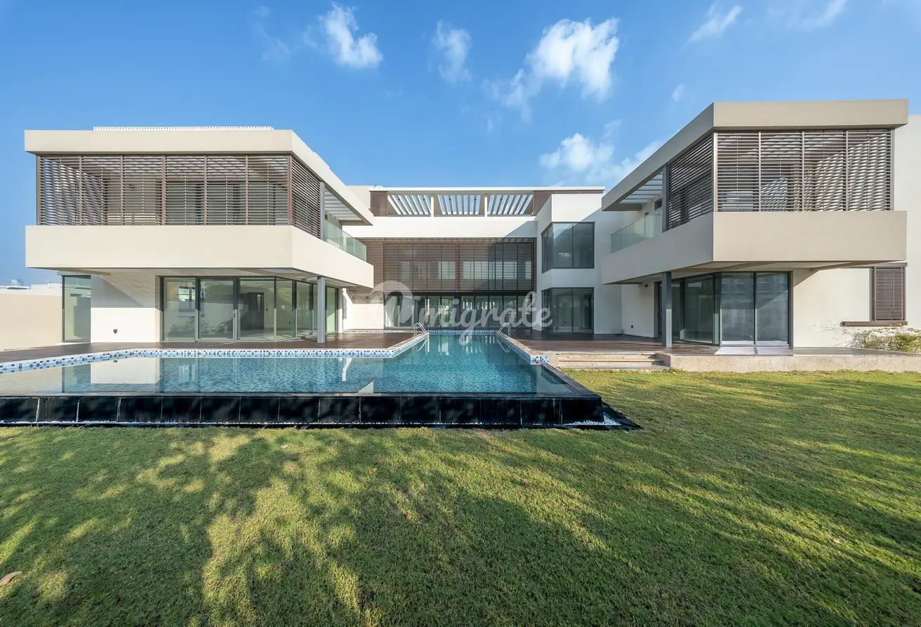Особняк с 7 спальнями в Sobha Hartland Villas (7 BR Villa in Sobha Hartland Villas)