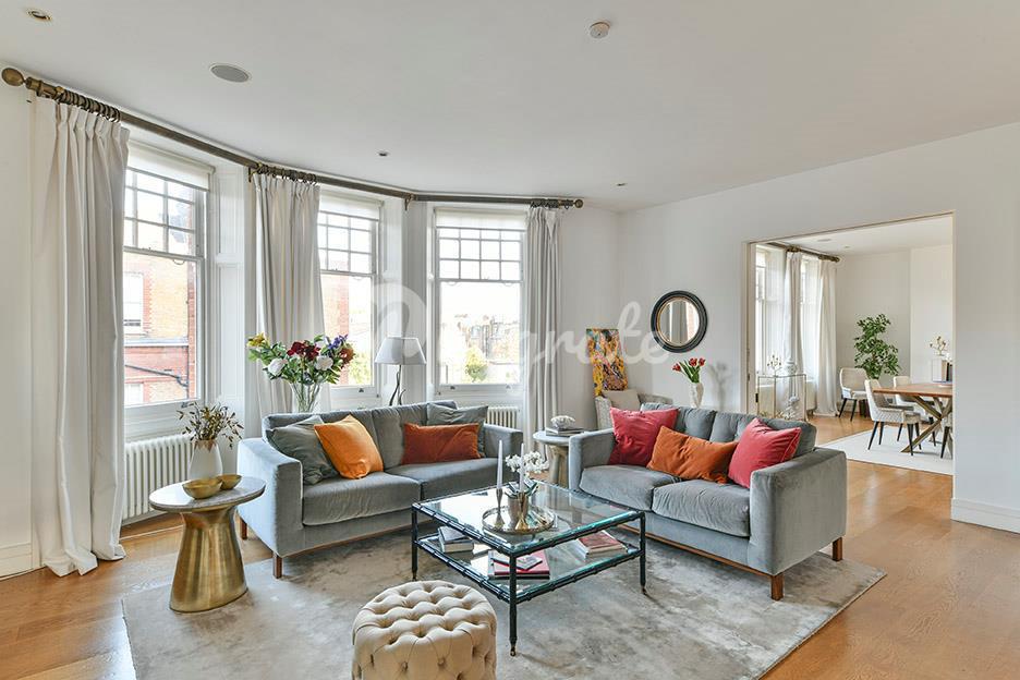 Квартира в Wynnstay Gardens, London, W8