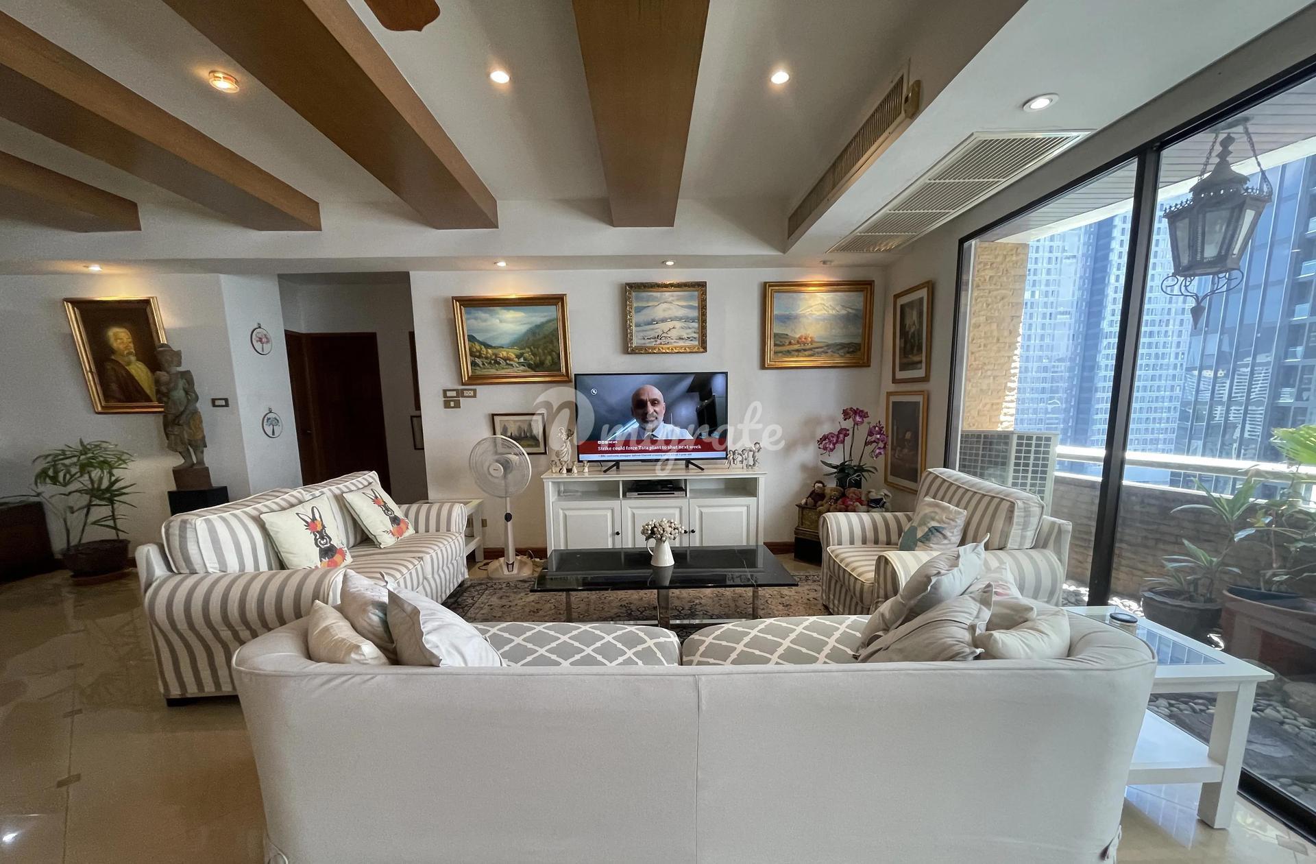 2 спален Кондо на продажу в Le Premier 1 (Le Premier 1)