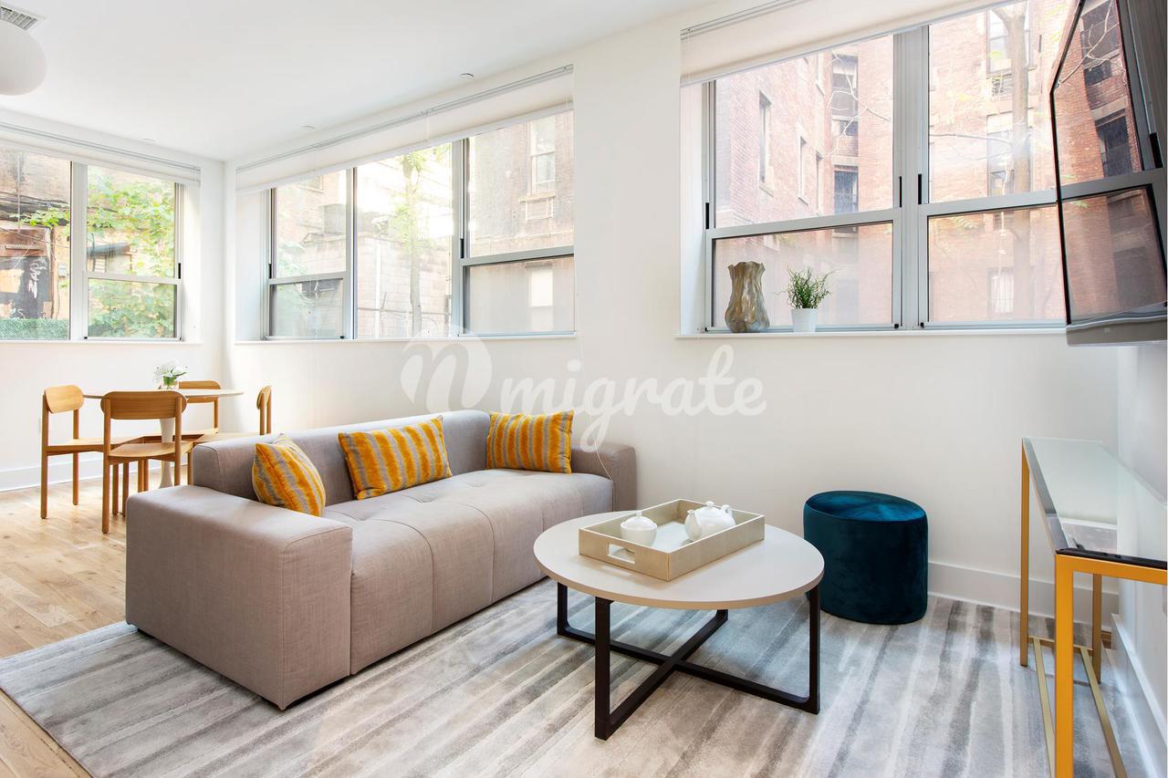 Кондоминиум в Nine52, 416 W 52ND ST, TH226 - Midtown, New York
