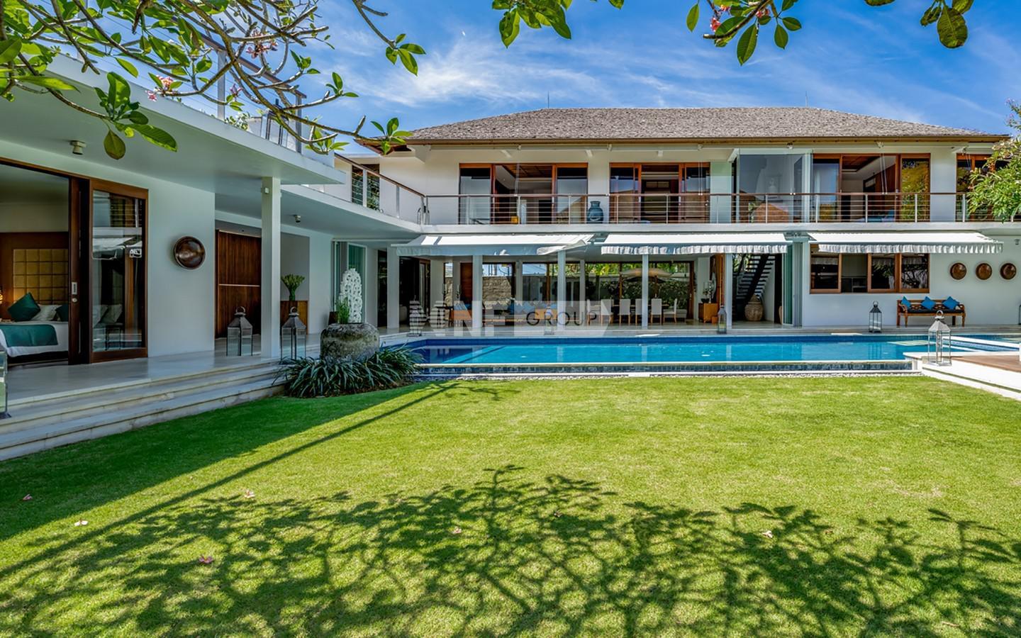 Exceptional 5 Bed Modern Villa In Central Seminyak