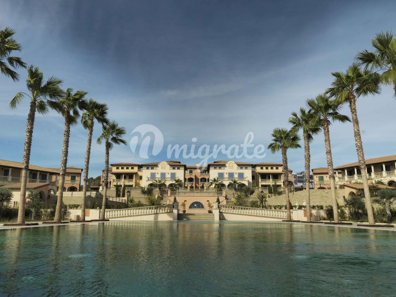 Жилой комплекс на побережье в Лимасоле (THE RESIDENCE)