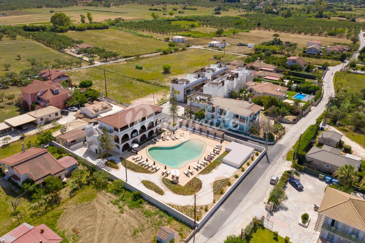 Апартаменты с гостиничным управлением (Zakynthos Project)