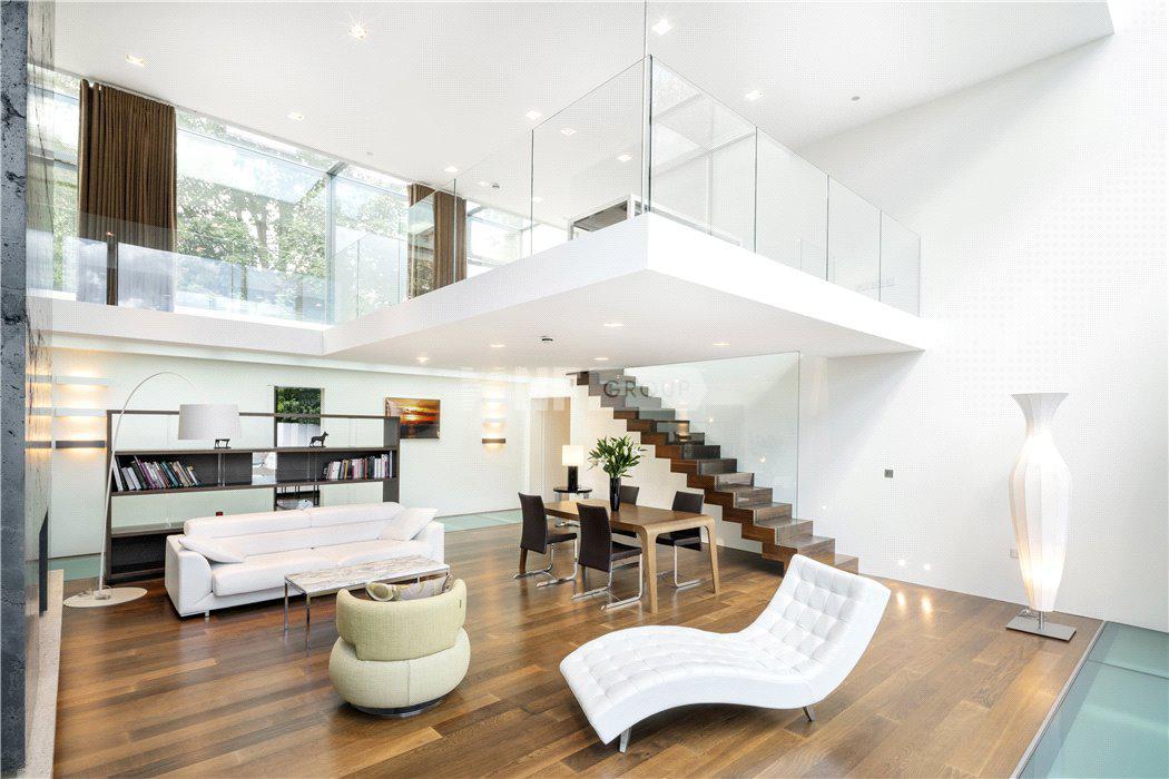 Вилла в The Cottage, 6 Redington Road, London, NW3
