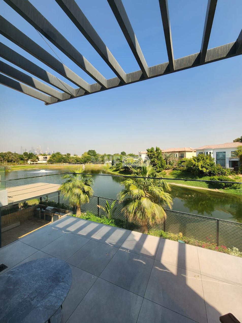 Jumeirah Park Villas