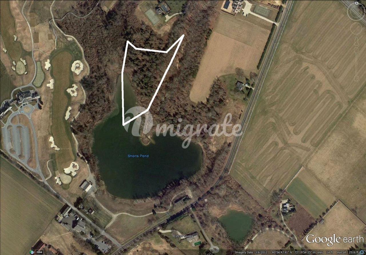 Земельный участок в 264 Guyer Rd - Water Mill North, New York