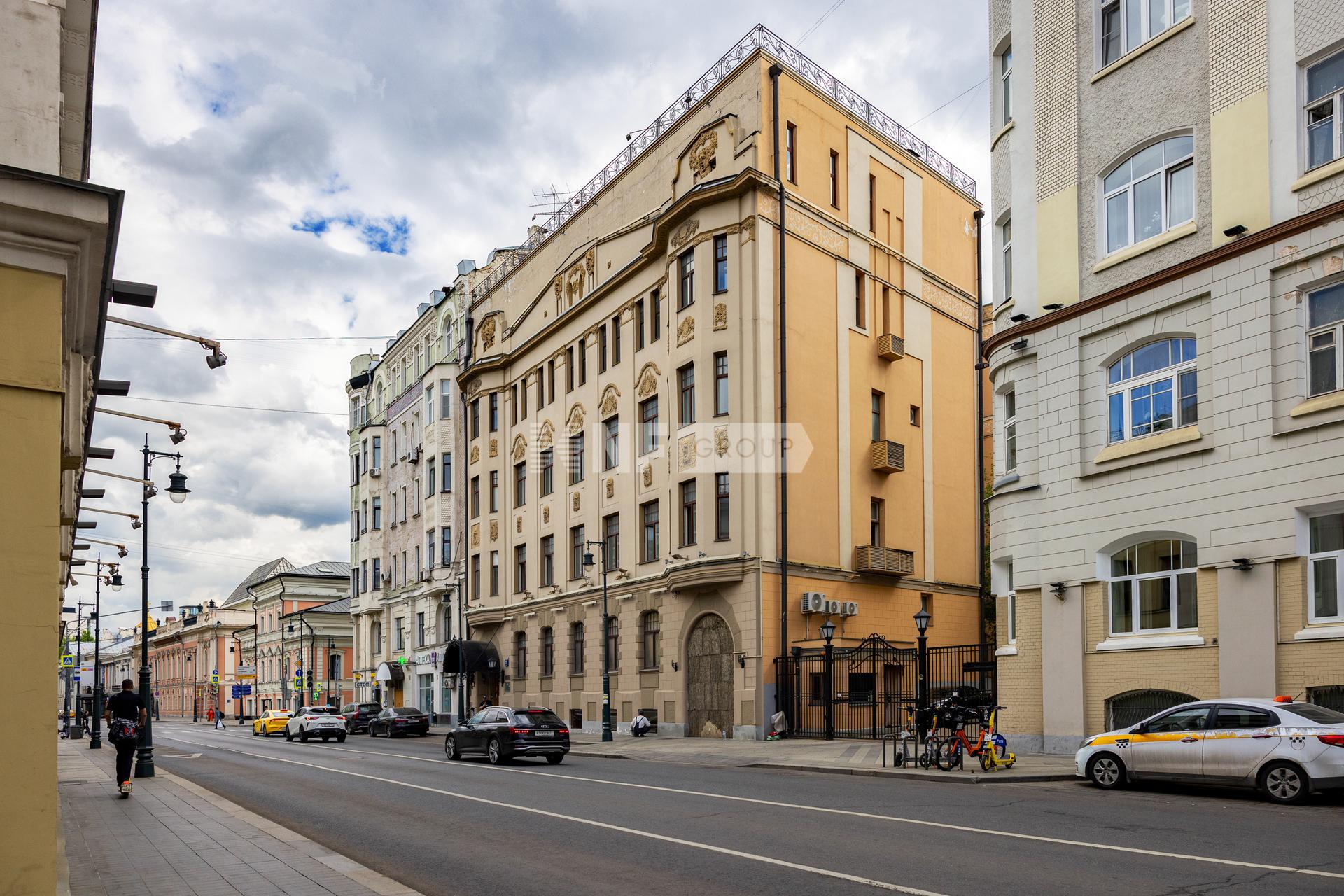 Пречистенка, 27 (Prechistenka, 27)