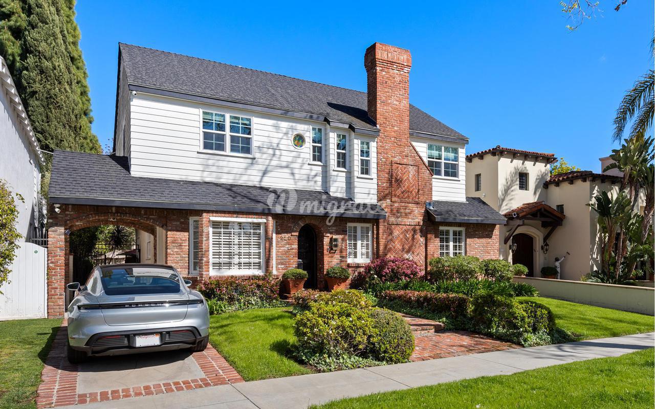 Вилла в 220 S La Peer Dr - Beverly Hills, California