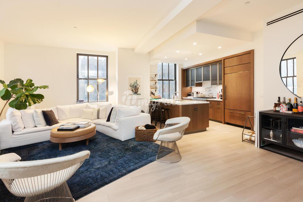 Кондоминиум в One Hundred Barclay, 100 BARCLAY ST, 15L - TriBeCa, New York