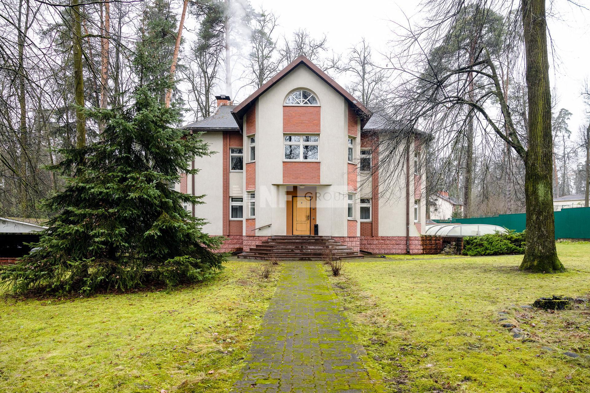 «Пансионат Петрово-Дальнее» (Pansionat Petrovo-Dalnee)