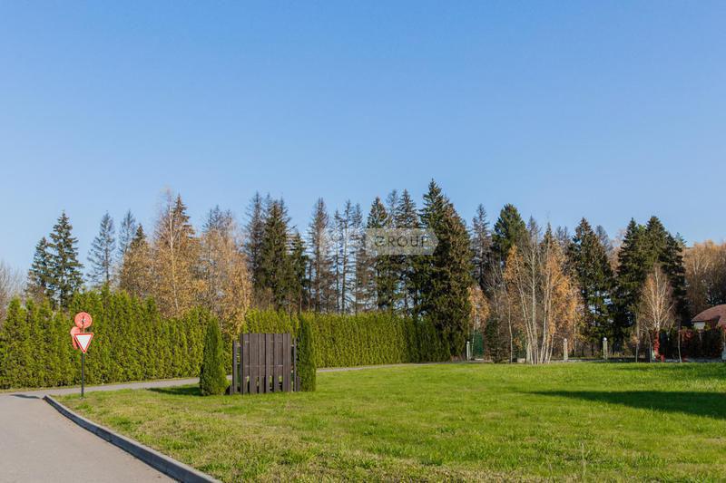 «Папушево Парк» (Папушево Парк)