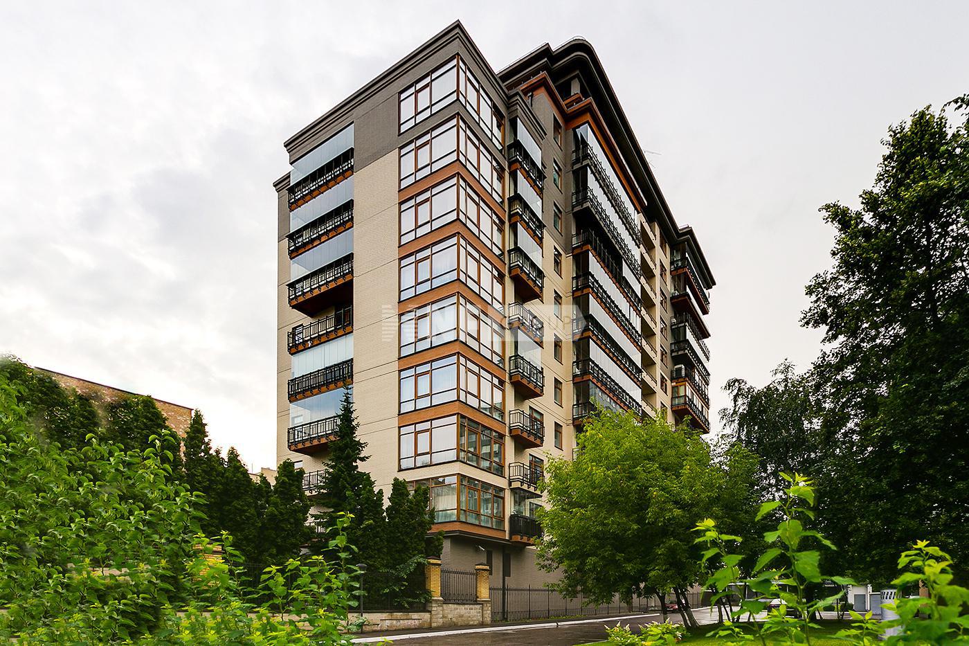 «Дом на Девичьем поле» (Дом на Девичьем поле)