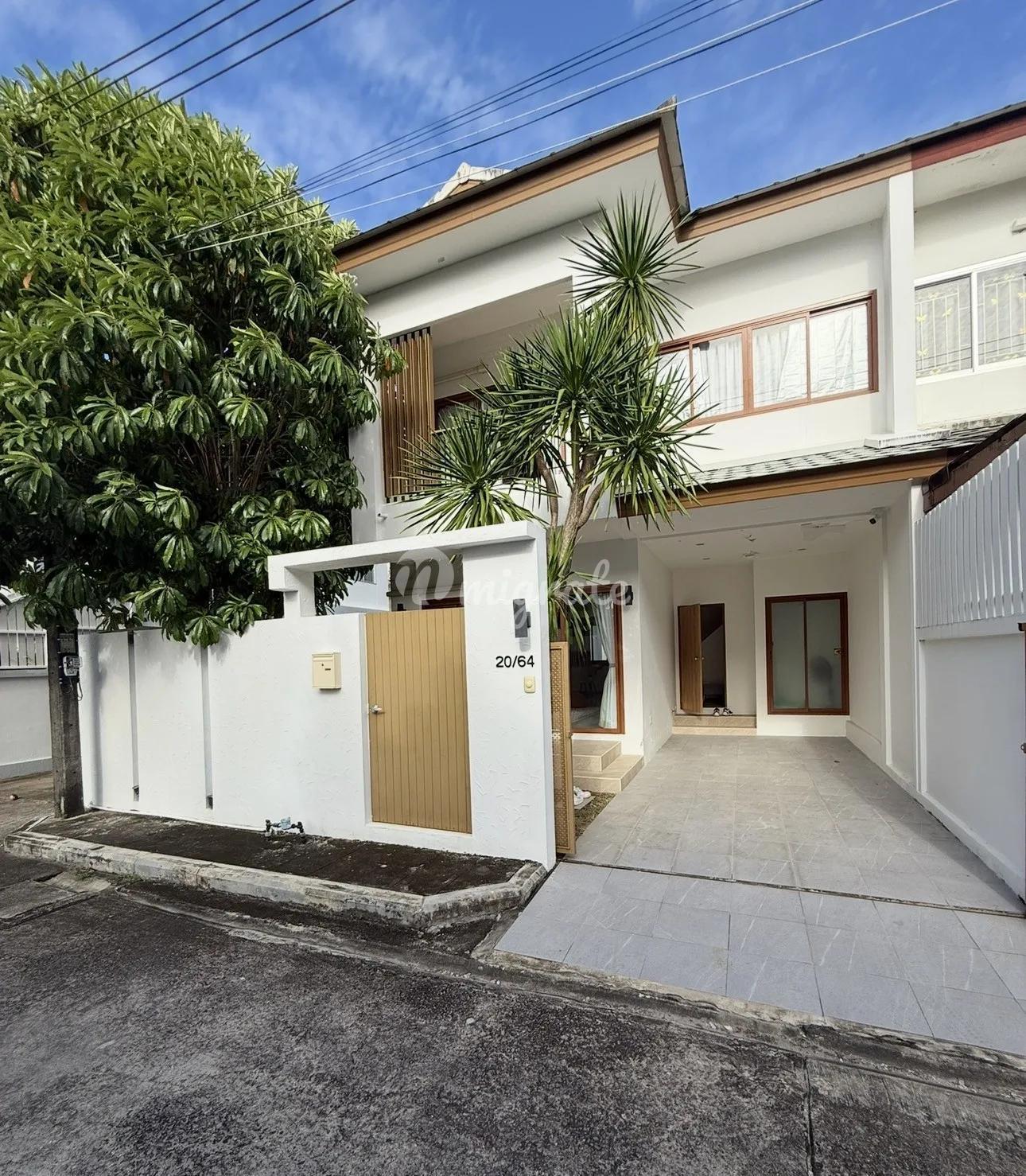 Phuket Grandville Village