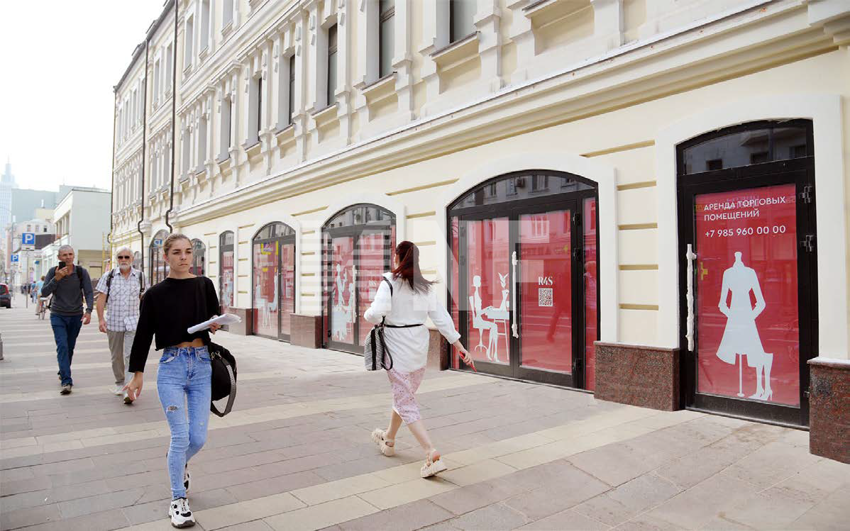 Торговое помещение 27.7 м² рядом с метро Менделеевская, Новослободская ул.,  д. 19, стр. 1 - продажа без посредников