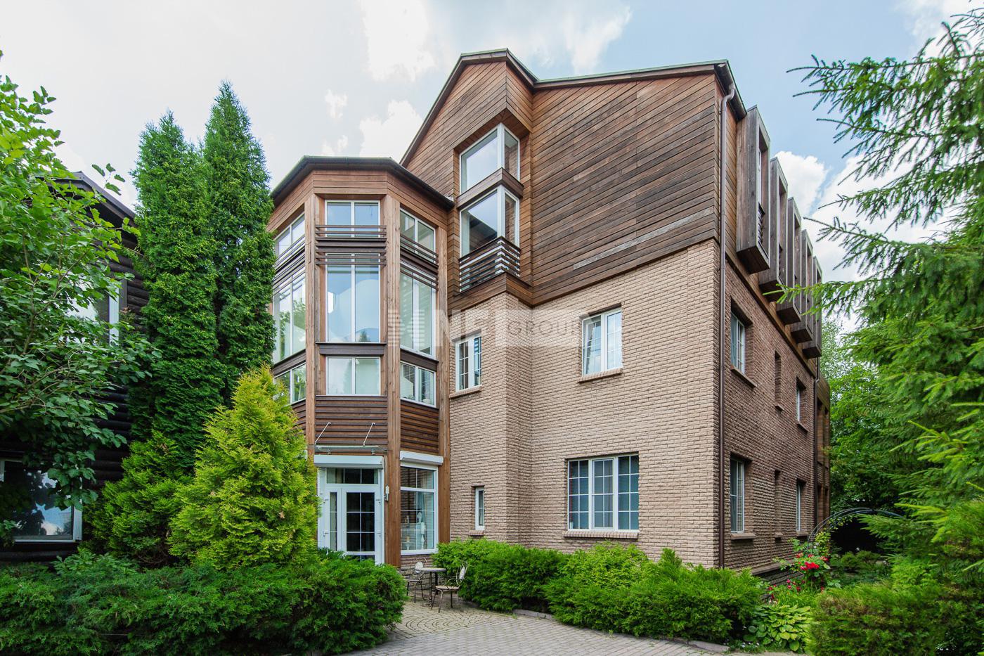 «Знаменское поле» (Znamenskoe pole)