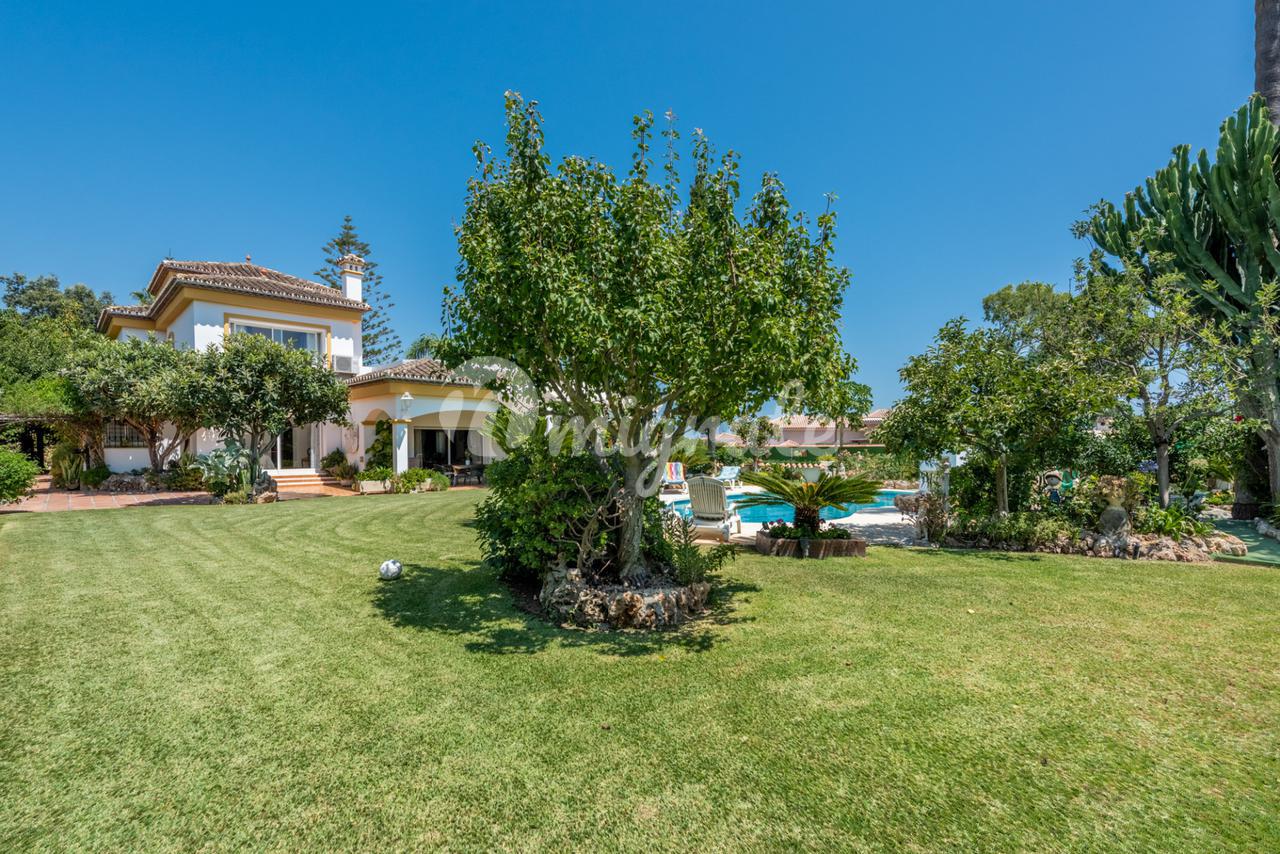 Вилла в Bel Air, Estepona, Malaga