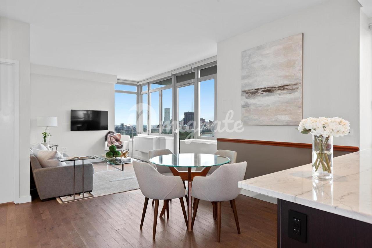 Кондоминиум в 321 W 110TH ST , 18C - Harlem, New York