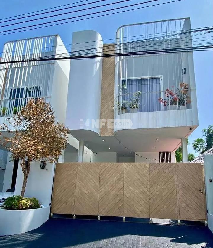 VELA VILLA @Ratsada-MuengPhuket