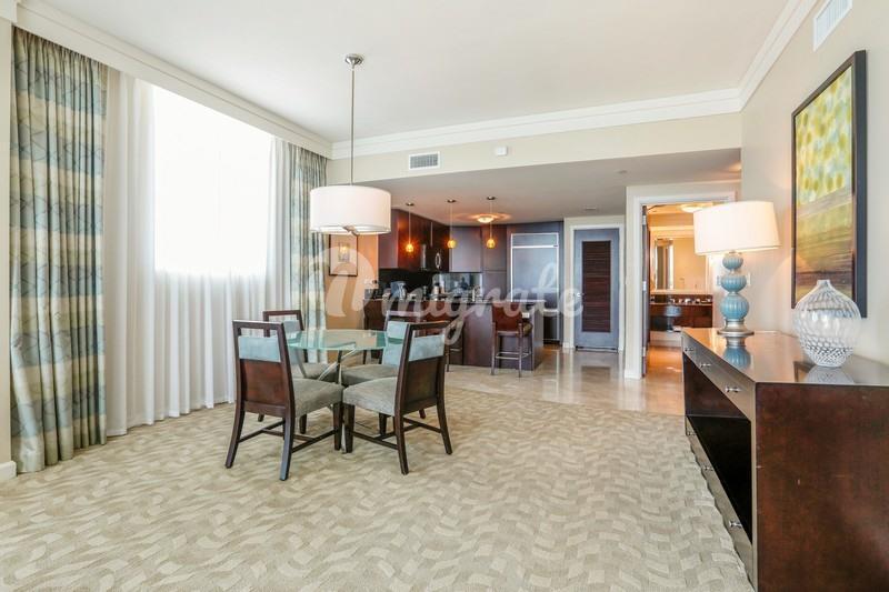 Кондоминиум в 4391  Collins Ave , 1909-10 - Miami Beach, Florida