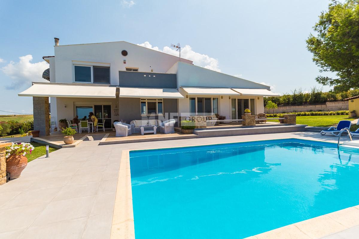 Вилла на полуострове Кассандра (Греческий дом (Айса Боваева))