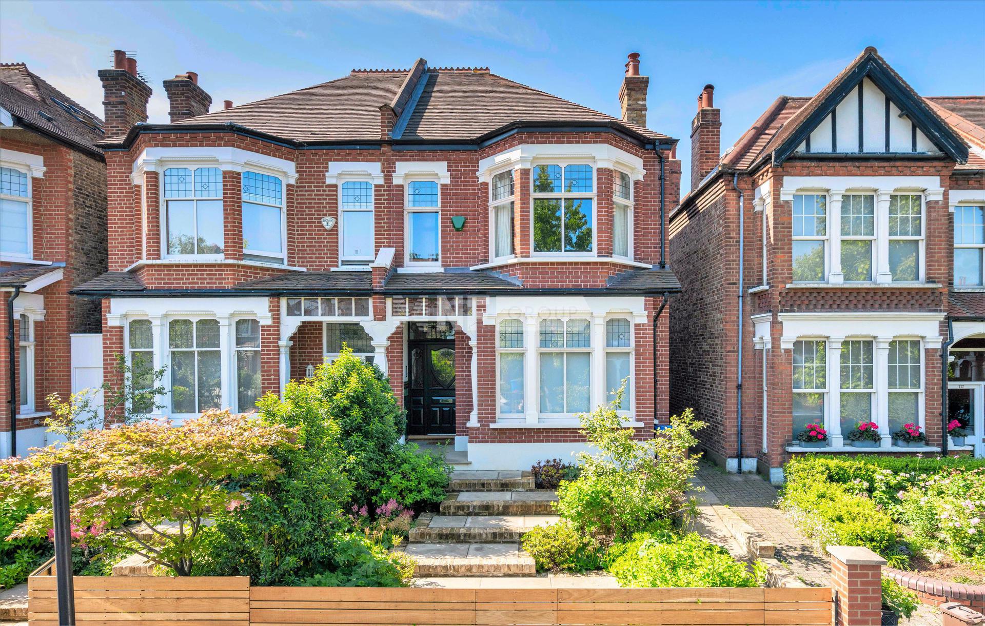 Вилла в Woodwarde Road, Dulwich Village London SE22